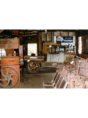Delivery Vehicle Willy's Overland 1924