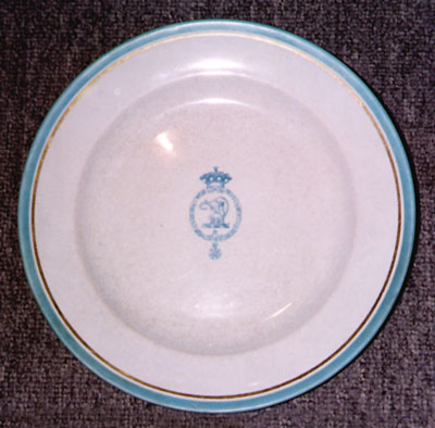 Dinner plate