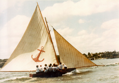 Heritage Boat YENDYS (Sydney spelt backwards)