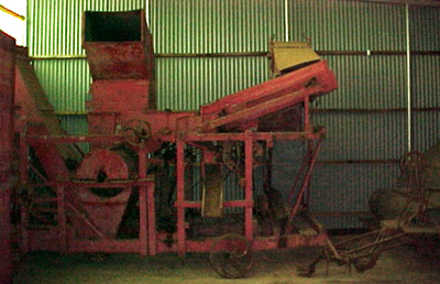 Clover threshing equipment