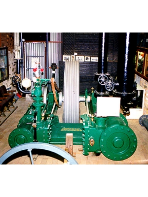 Cross Compound Steam Engine "Hawke" steam engine