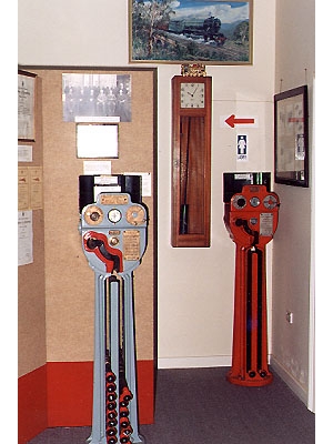 Railway Signaling Staff Instruments