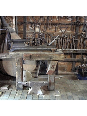 Blacksmith Tools Threading Machine