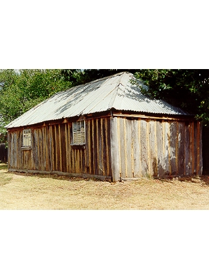 Building Joyce Brothers Squatters' Hut