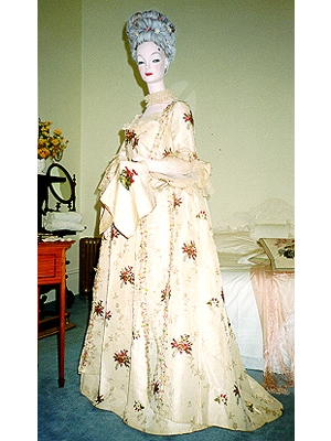 Dress 1770s Sacque Dress