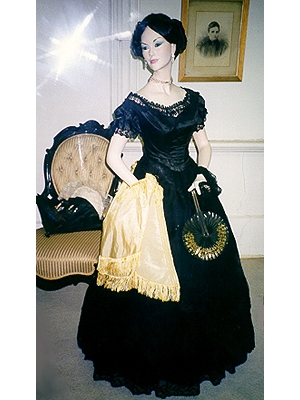 Costumes Hamill Collection