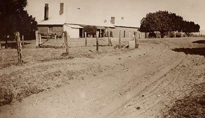 Photograph Thornlie Homestead