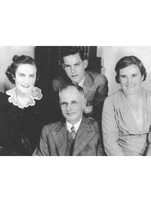 Photograph John and Elsie Curtin with John Junior and Elsie Junior.
