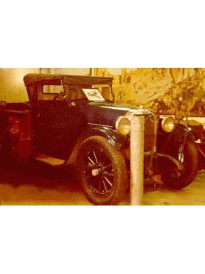 Motor vehicle John Flynn's Buckboard, replica